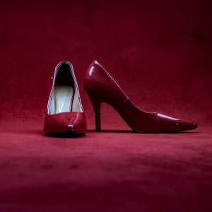Zapatos finos de charol rojo