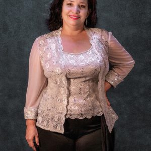 conjunto de 3 piezas elegante en beige y negro con pedreria